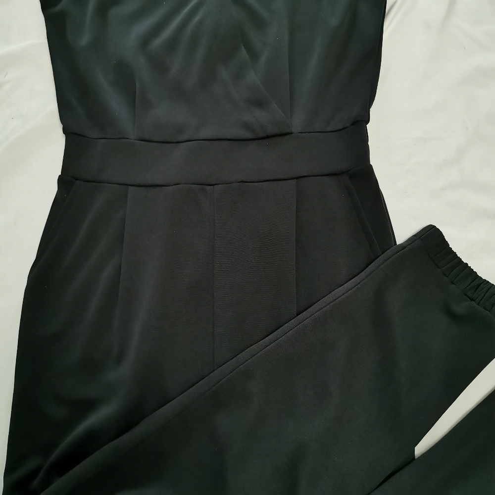 RW&CO Faux Wrap Tapered Leg Jumpsuit Black Small Petite (SP) - Picture 4 of 11
